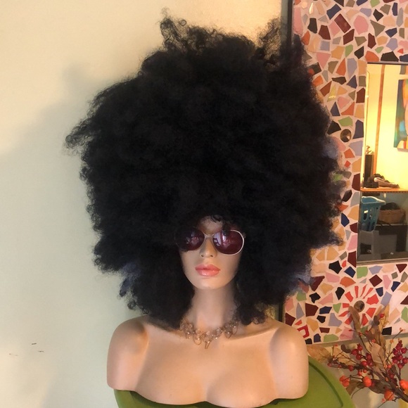 Other - Awesome Wig